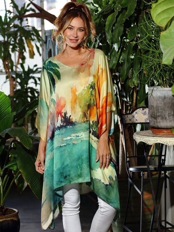 Caftan en modal Sunset Palms pour la vente par KikiSol
