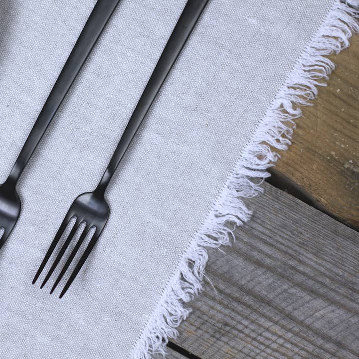 LinenCasa - Wholesale Placemat - Linen Placemat - Stonewashed - Light Natural w Frayed Edges5