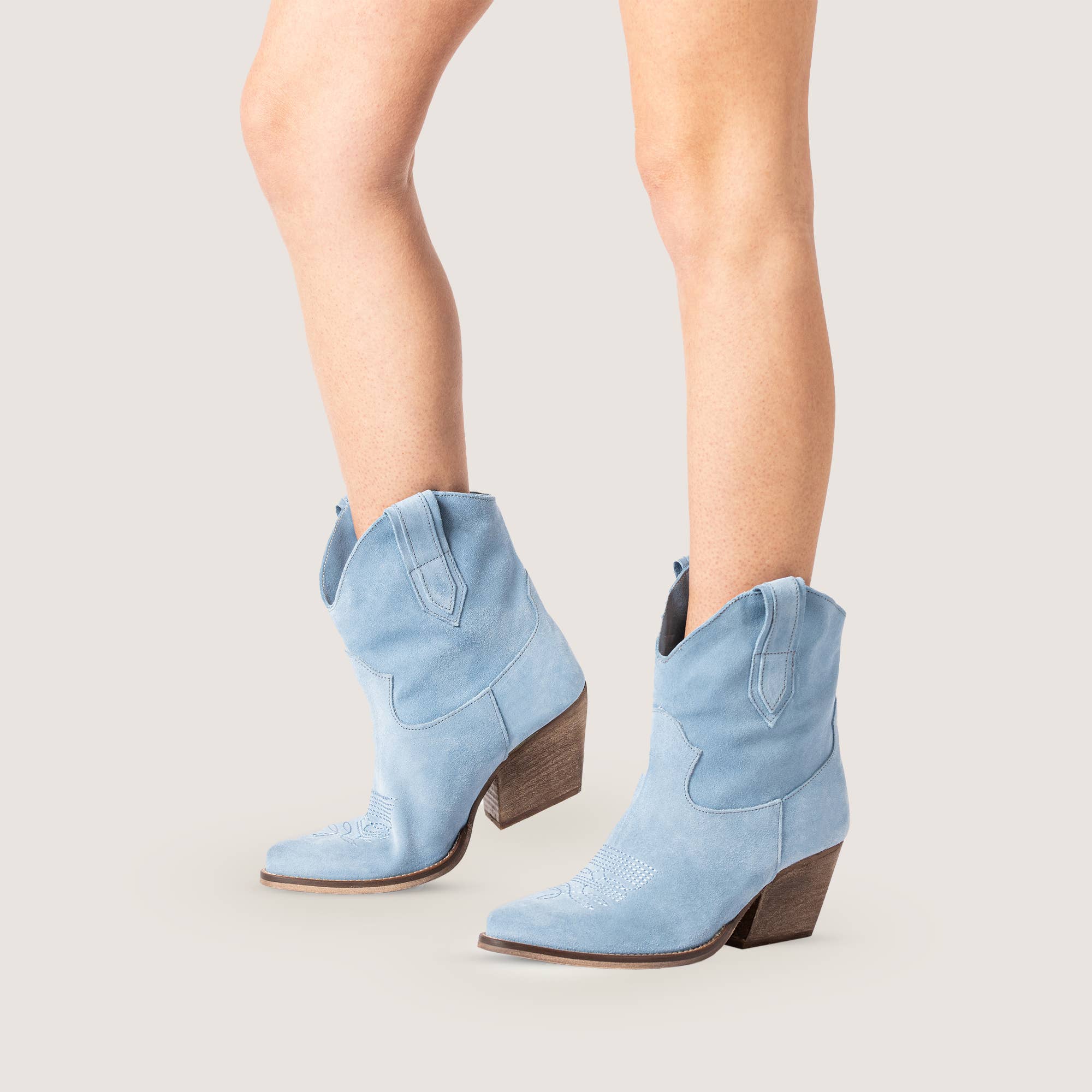 Kali Shoes - Vente Bottes de cowboy – femme - Bottes texanes mi-hautes Leila en cuir suédé bleu ciel3