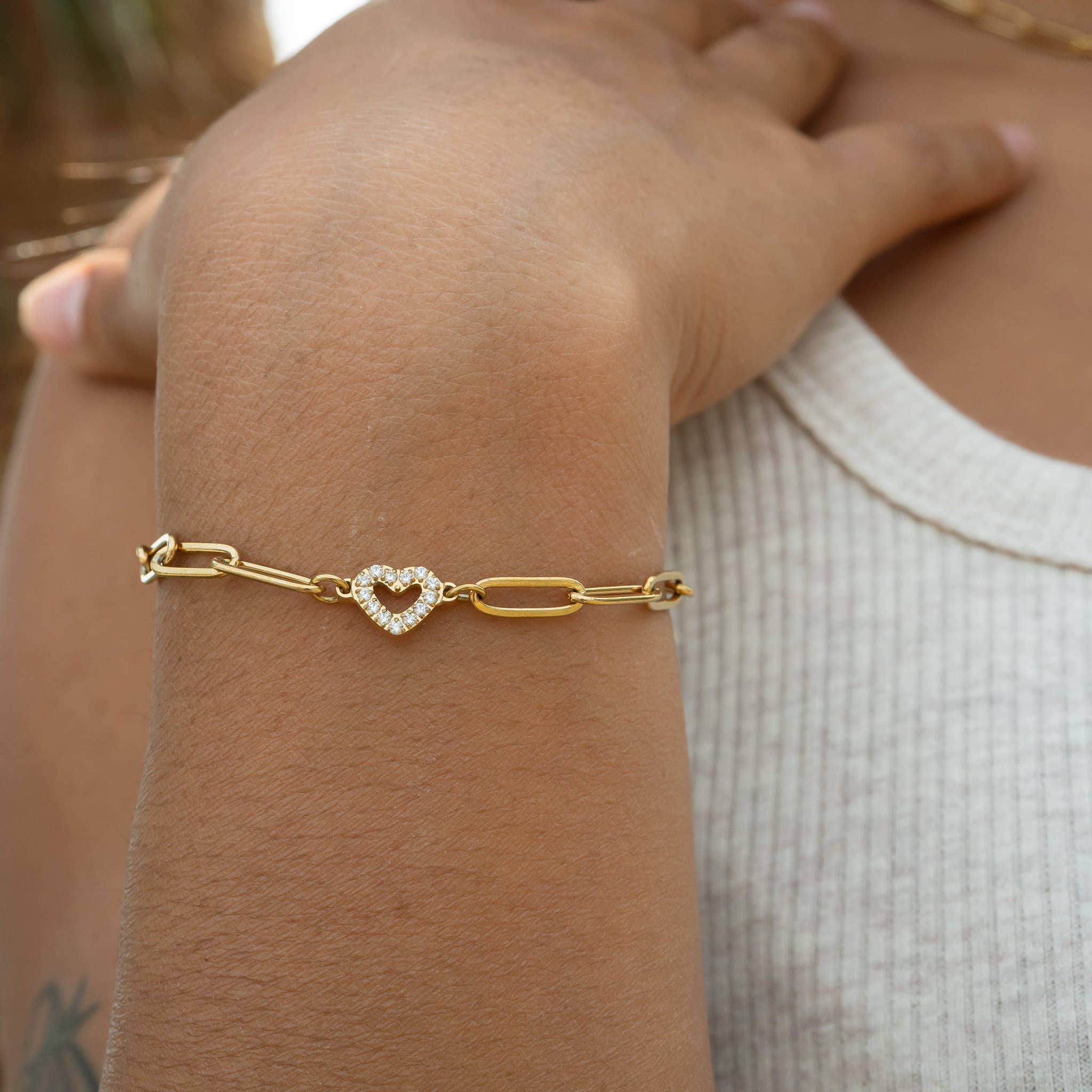 WJW - Wholesale Charm/Dangle Bracelet - 18K Gold PVD Stainless Steel "Heart" Paperclip Bracelet5