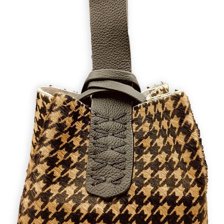 VOLTA ATELIER - Wholesale Wristlet - navigli bag | pied-de-poule-print cowhide2