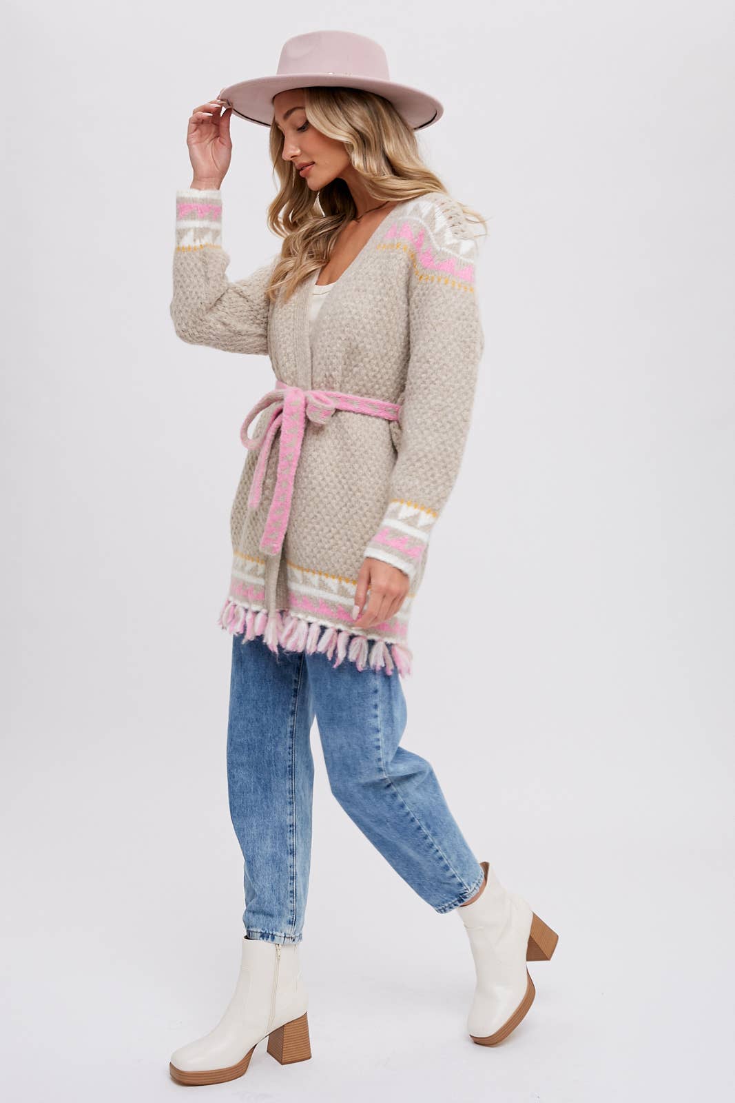 Bluivy – wholesale Cardigan – Women’s – AZTEC PATTERN BELTED CARDIGAN9