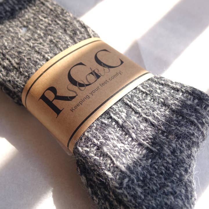 By The Mountain - Portuguese Handmade Footwear - Wholesale Socks - Unisex - Mesgla Alpaca socks | wool socks | Socks | Winter Socks