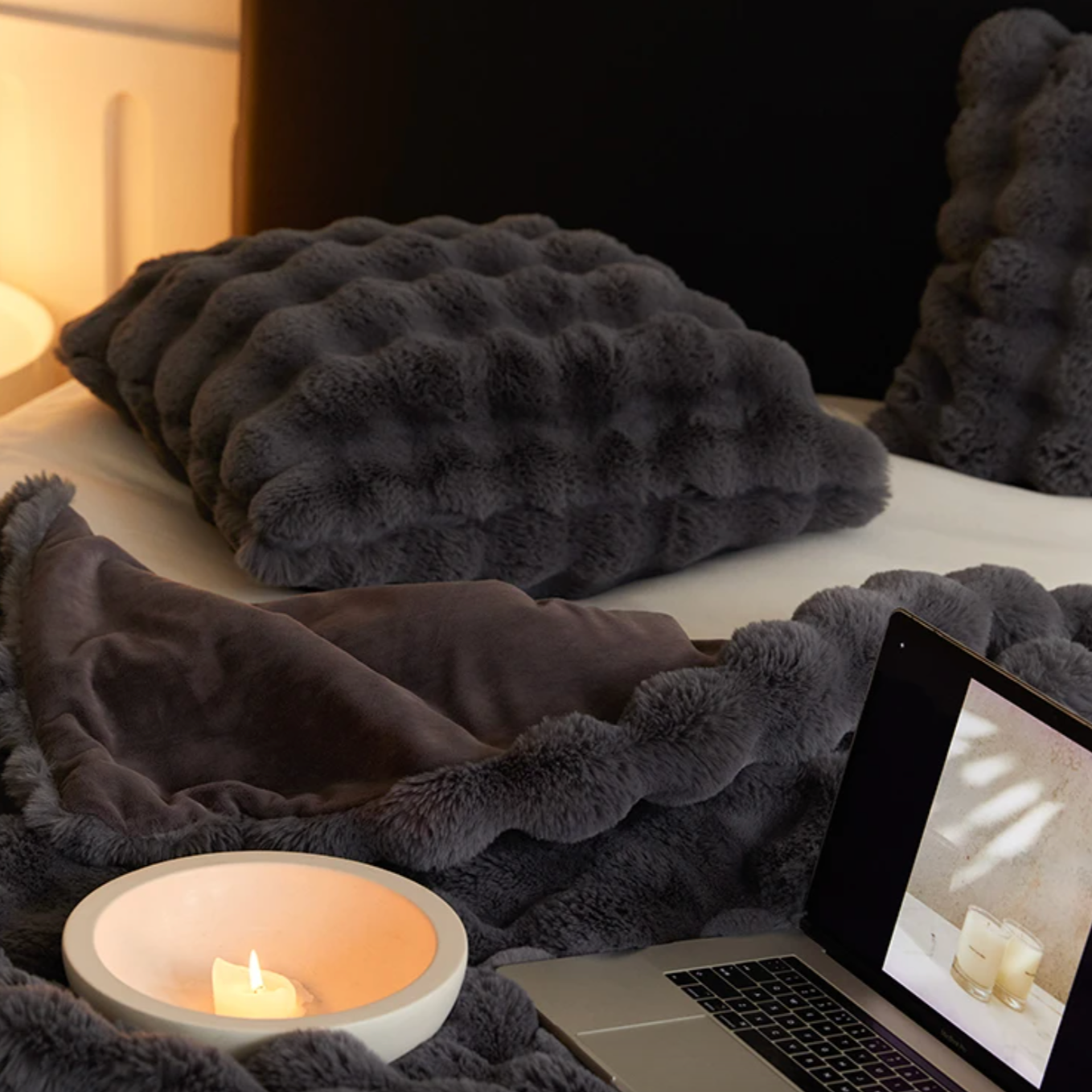 BRECK + FOX – wholesale Throw pillow cover – Rabbit Faux Fur Pillow Cover9