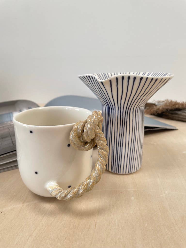 Christine Thuesen - Wholesale Vase - V-MILK VASE1