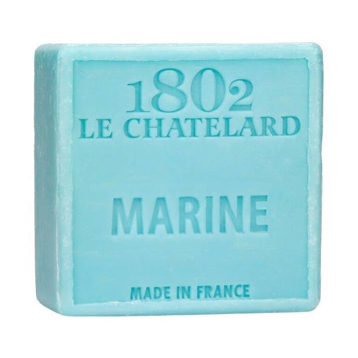 SAVON CARRÉ 100 G MARINE - SANS PALME pour la vente par Le Chatelard 1802
