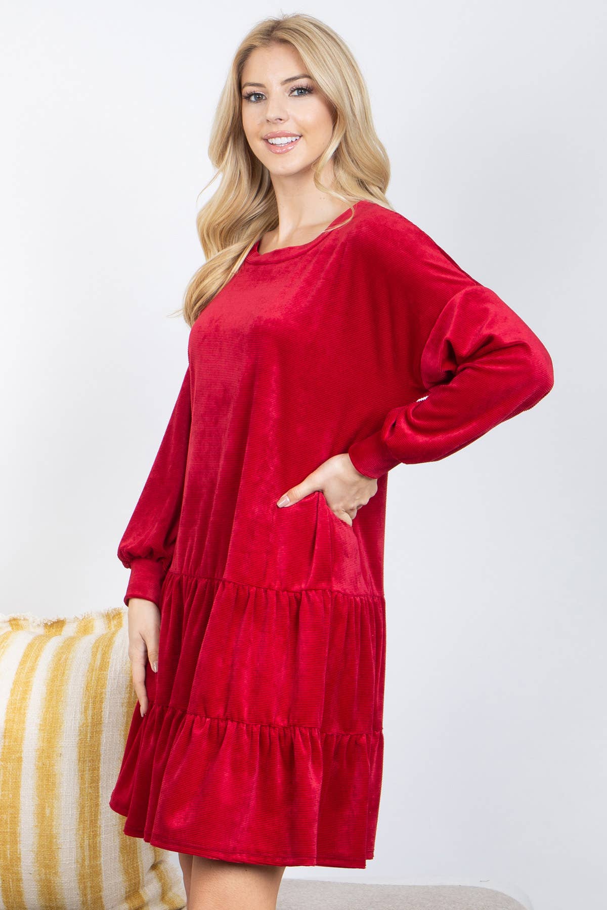 You & Me - Vente Robe – femme - MUD10021-ROBE SOLIDE À VOLANTS ET MANCHES BOUFFANTES - Automne 202515