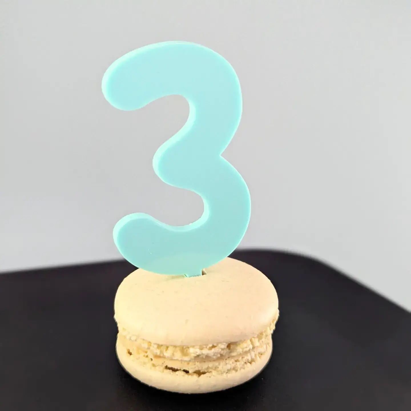 Chikai Shop - Wholesale Cake/Cupcake Topper - Number cake topper in acrylic, cupcake topper macaron topper3