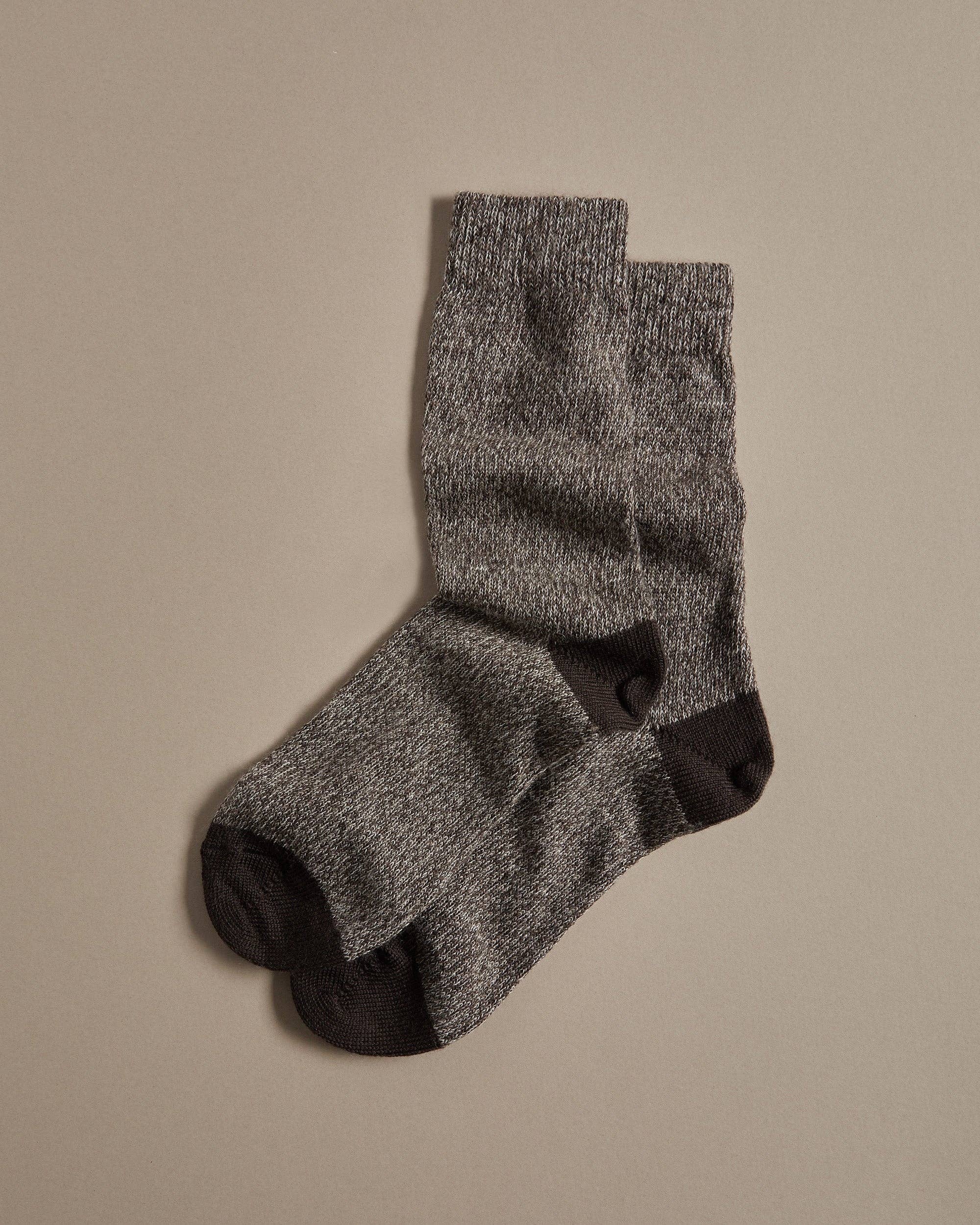 ROVE Knitwear – wholesale Socks – Unisex – Fine Merino Wool Socks | Brown Marl