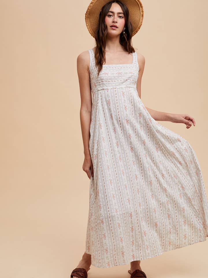 MAXI DE GOLA QUADRADA FLORAL EM ALGODÃO por atacado de In Loom