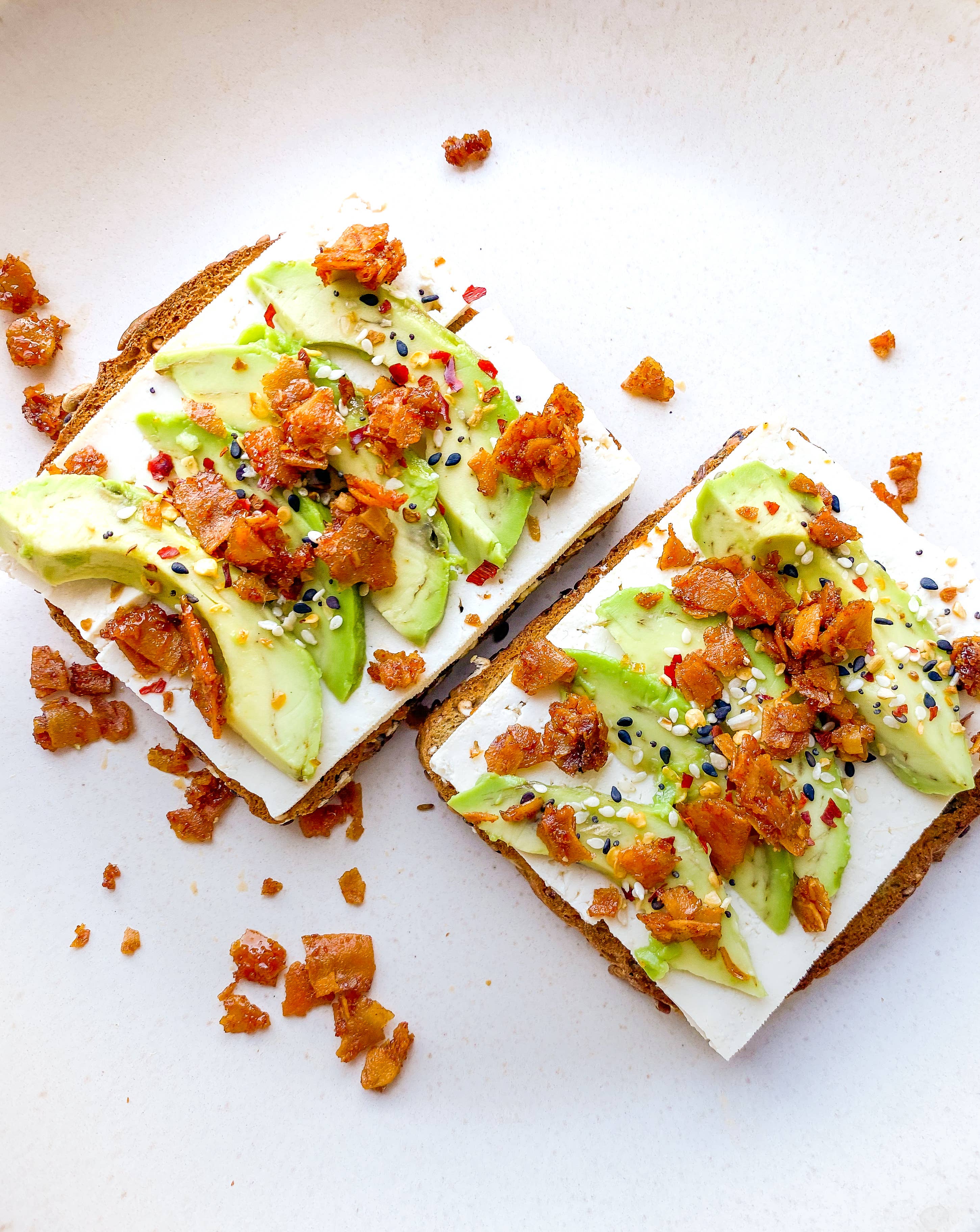 Madly Hadley - Wholesale Shelf Stable Prepared Meal - Flaming Habanero Plant-Based Bacon Bits1