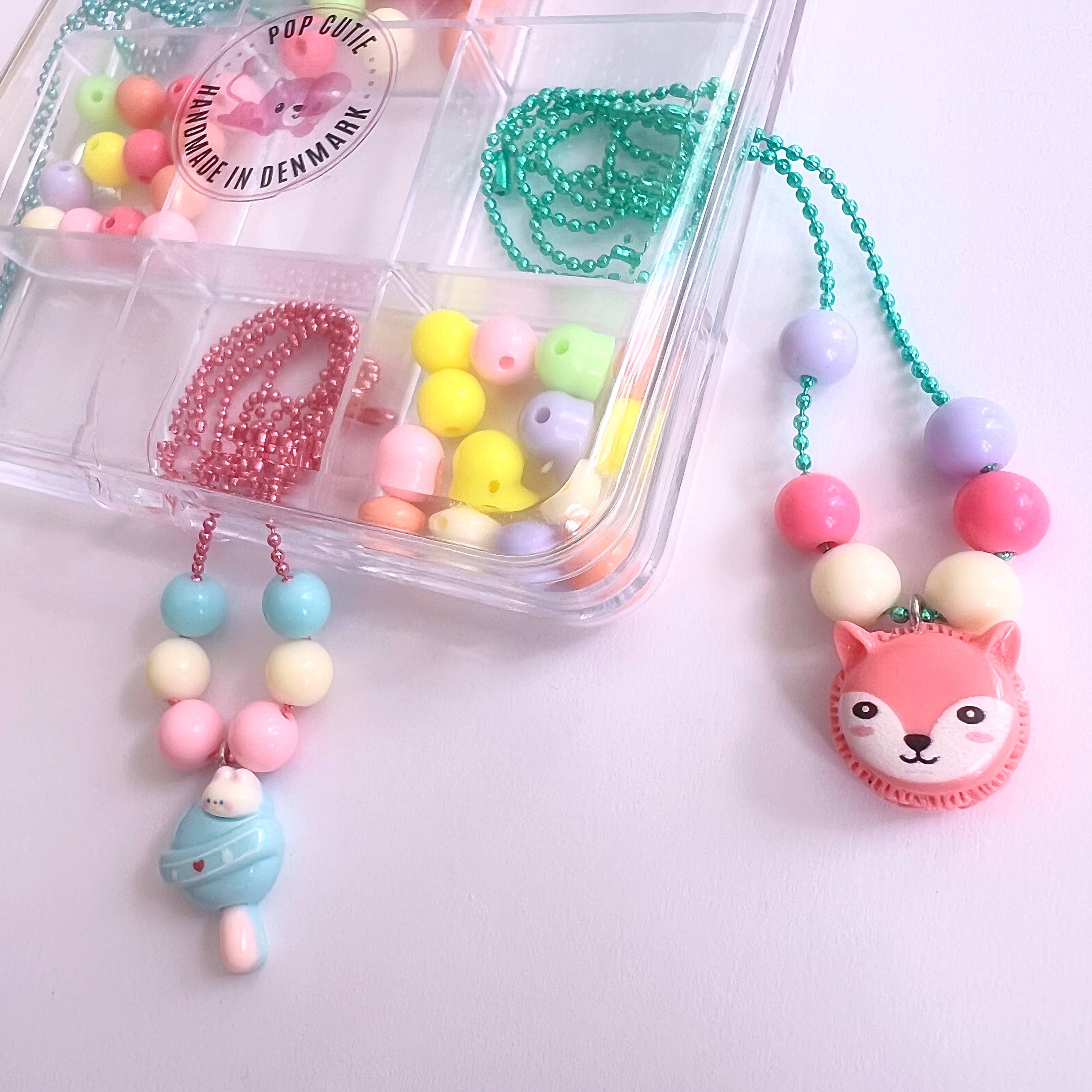 Pop Cutie Accessories & Gifts - Europe - Wholesale Dhz-sieraden - Kinderen - Doe-het-zelf Kit – Maak 3 stuks Kettingen - Kawaii Sieradendoos4