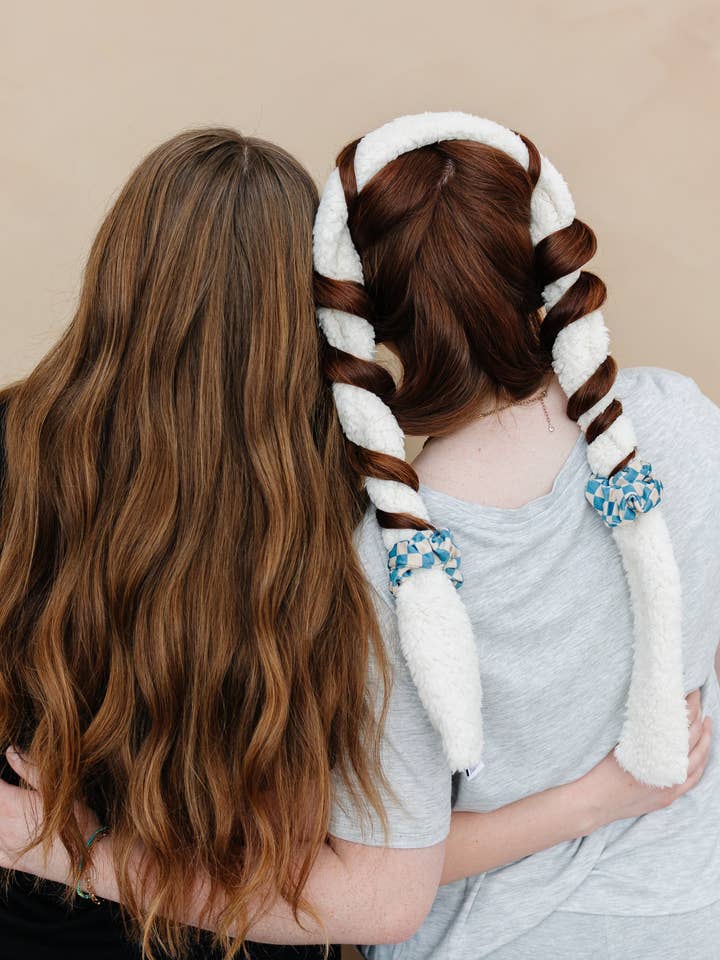 Heatless Curler | medium-long lengths for wholesale by BlairCo.