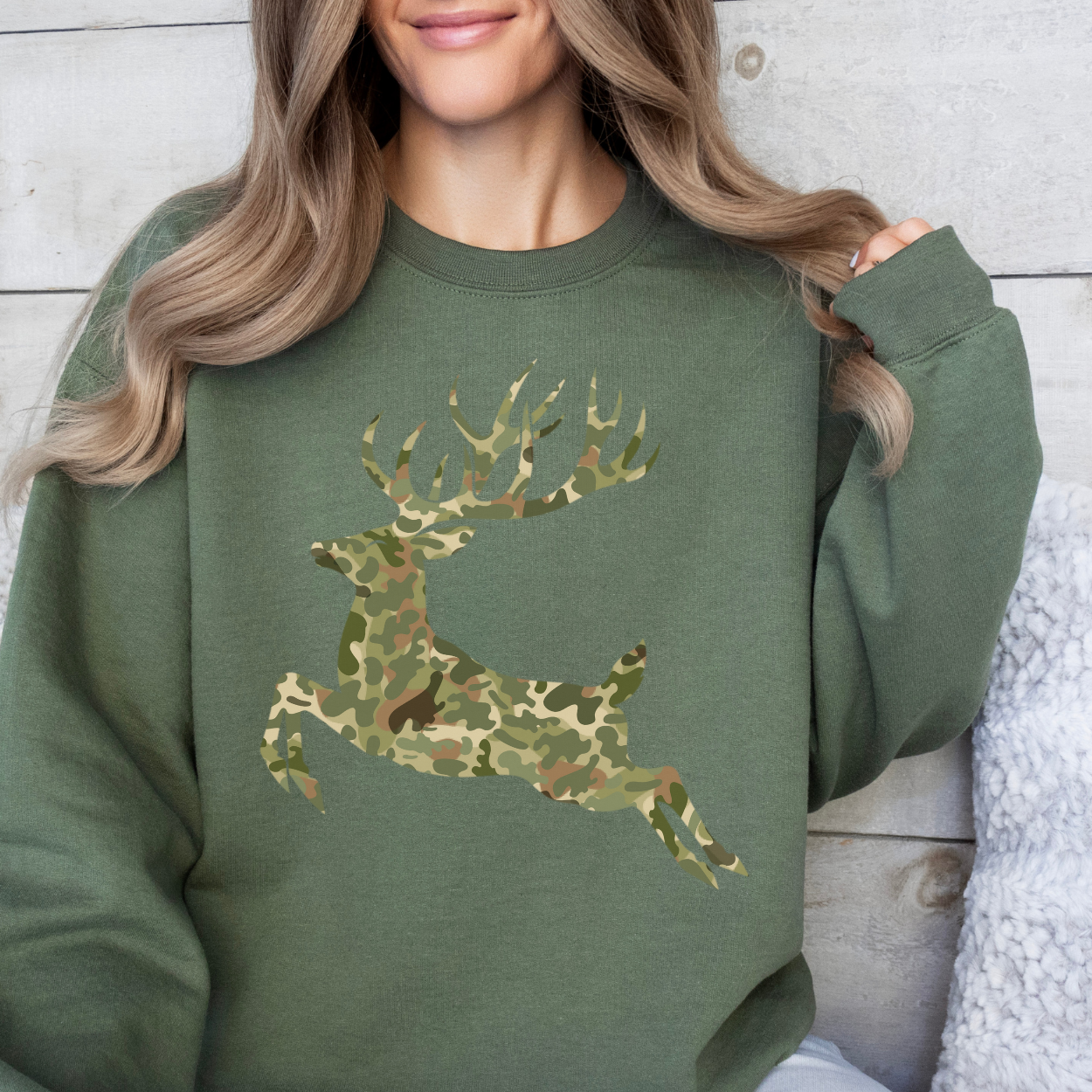 ATTA TOOD Wholesale - Wholesale Graphic Sweatshirt - Women's - Camouflage buck unisex sweatshirt, Hunting Season, Fall top1