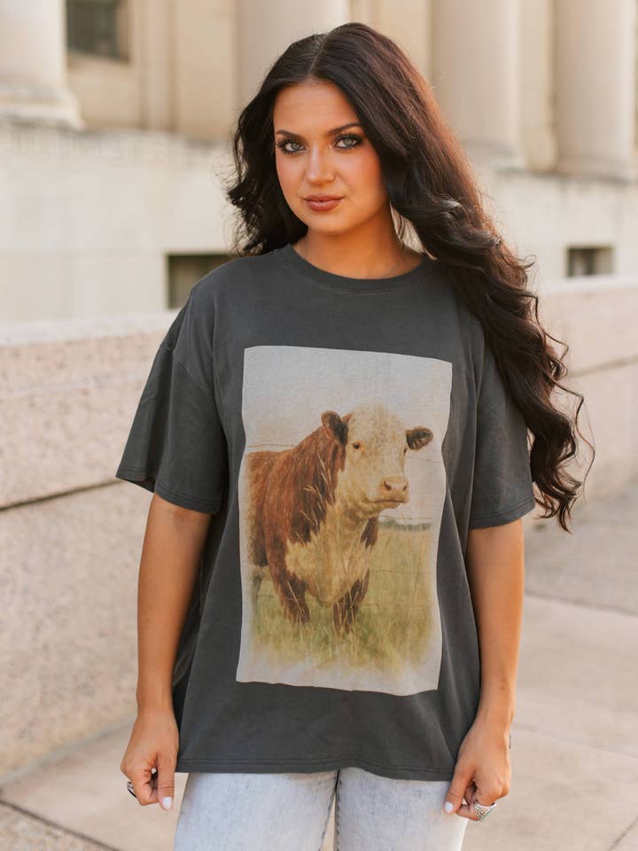 VR2 BULL GRAFIK T-SHIRT (7-TEILIG FRAUEN) für den Großhandel von VARSITY RODEO