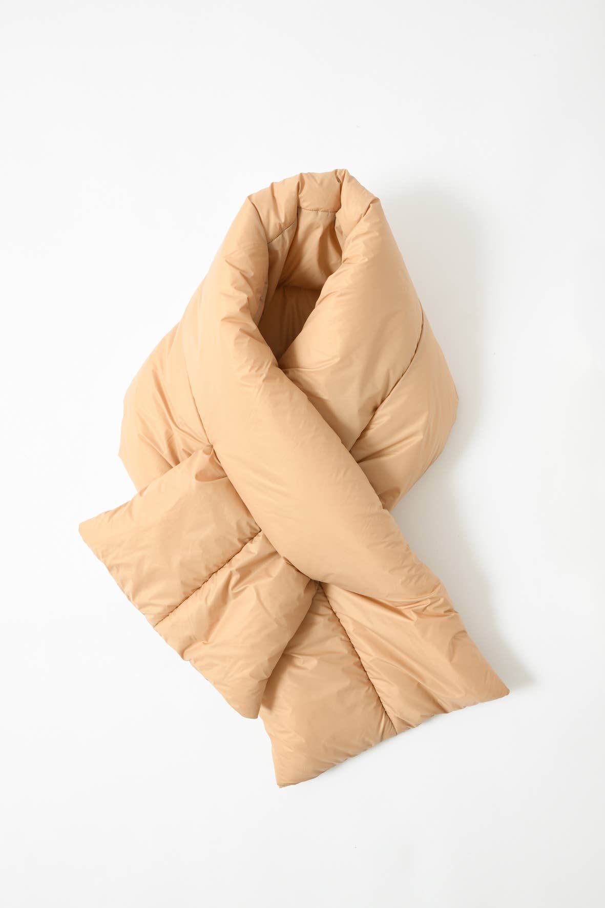 Abstract - Wholesale Scarf - Women's - Water-repellent recycled nylon padded scarf0