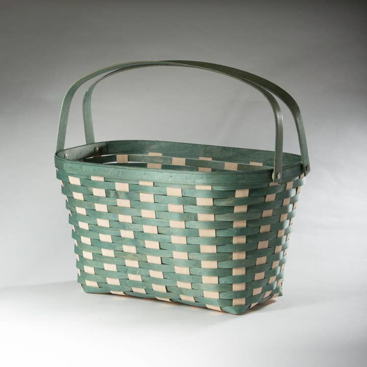 Woven America - Wholesale Picnic Basket - Ashville Basket1