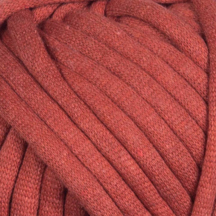 The Mama Made - Wholesale Tote Bag - Women's - “Thalia” crochet chequered wrist bag burgundy9