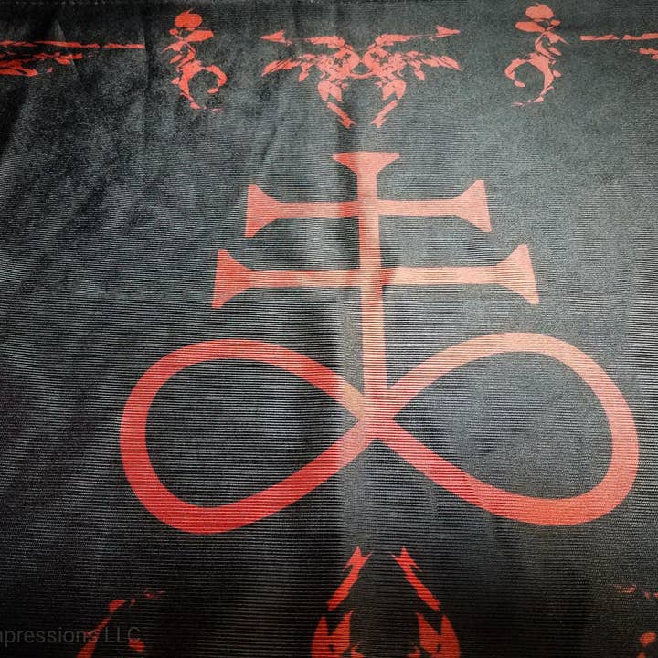 Goetic Impressions - Vente Tapisserie/textile - Nappe d'autel Leviathan2