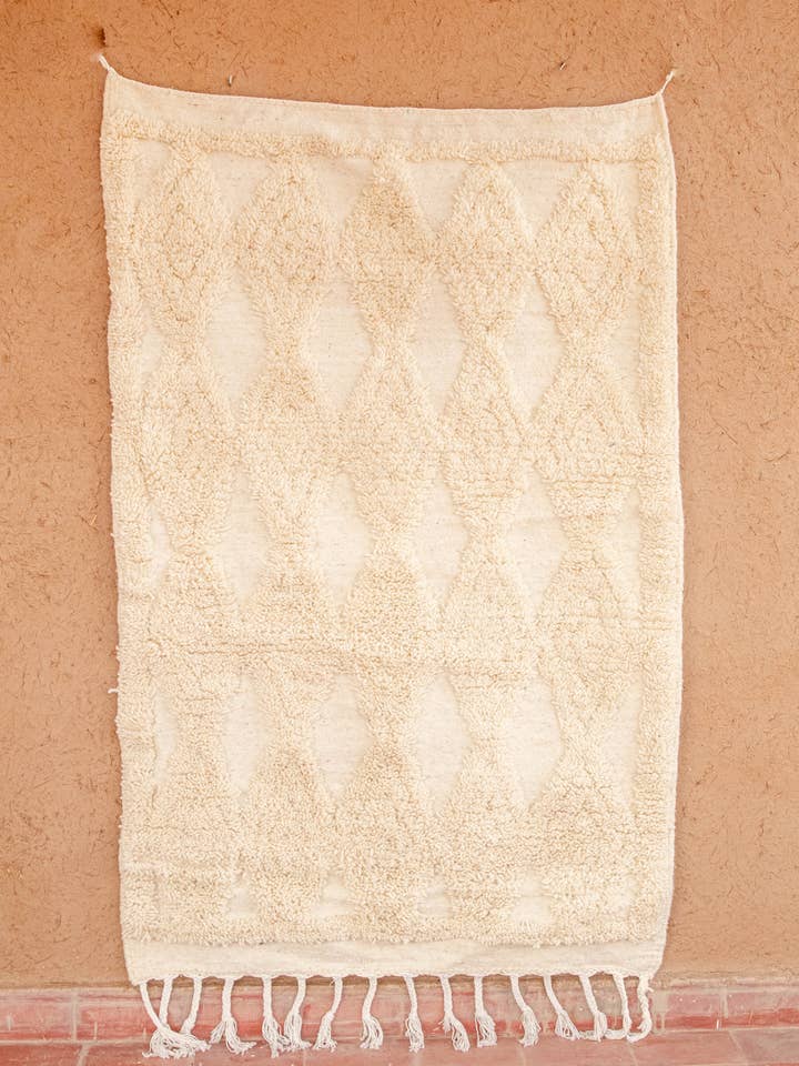 Tappeto berbero marocchino Beni Ourain #007 per la vendita all'ingrosso da parte di Maison Berber