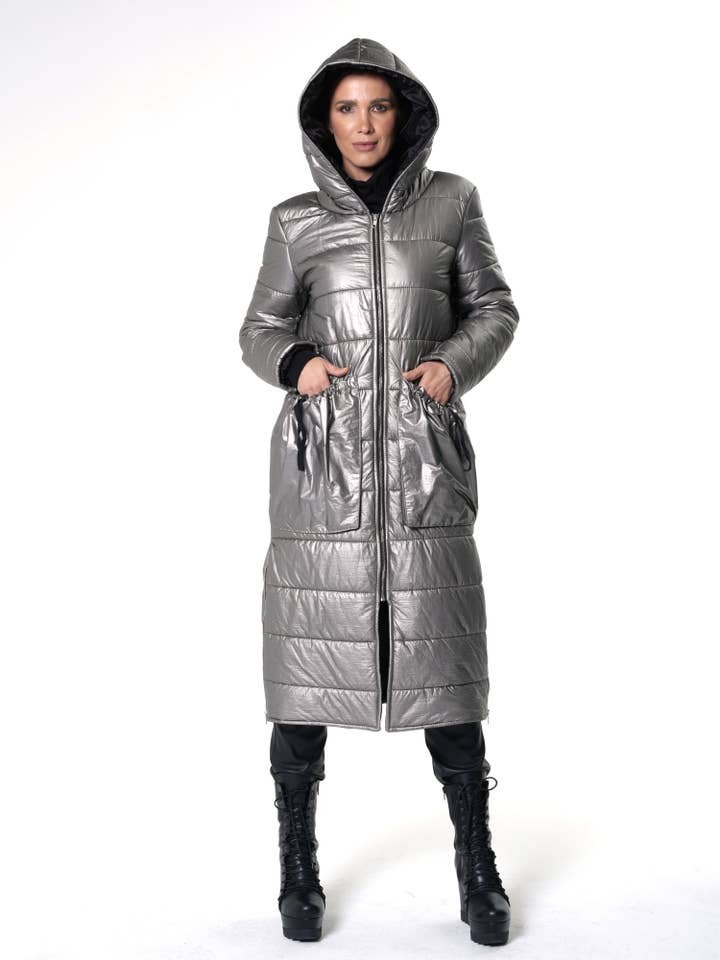 Metamorphoza - Wholesale Puffer Jacket - Women's - Long Silver Puffer Jacket With Oversize Pockets 3