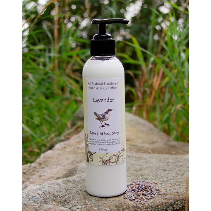 Lotion pour les mains et le corps à la lavande pour la vente par Rare Bird Soap Shop