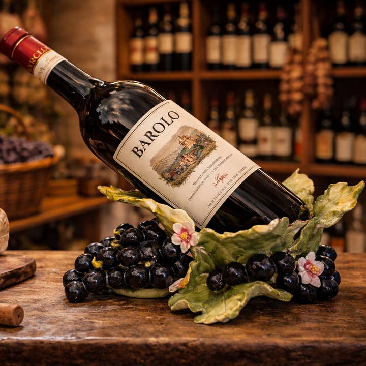 Italian Ceramic Grape Wine Bottle Holder 22cm PV02 per la vendita all'ingrosso da parte di LUEM ART ceramiche e porcellane di Capodimonte Made In Italy