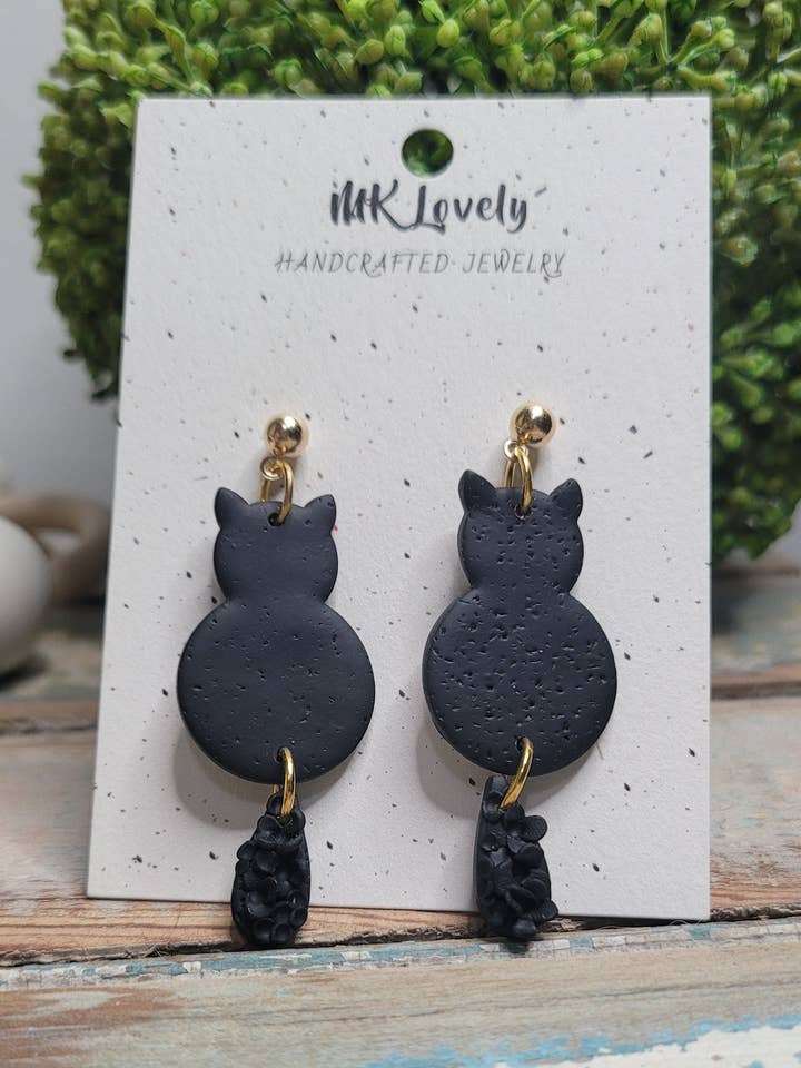 Gouttes florales noires pour chats pour la vente par MK Lovely Boutique