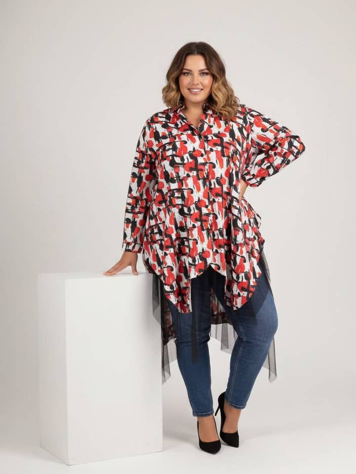 Asymmetrisk jakke i store størrelser med rødt print (T1529) for engroshandel hos Pomme Rouge Paris