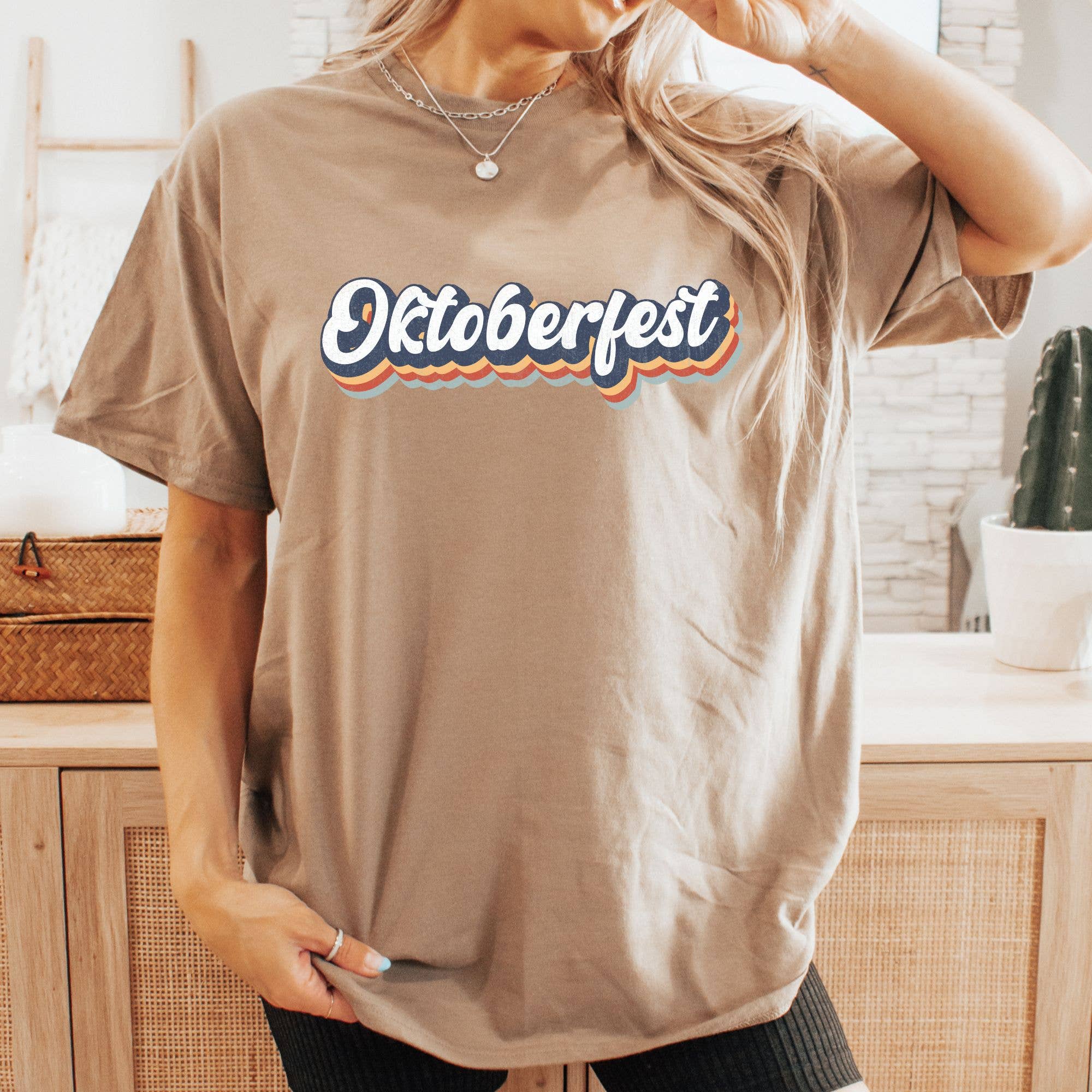 The Boho Haus - Wholesale T-Shirt (Graphic) - Unisex - Retro Oktoberfest Tee – Oktoberfest Retro Beer Shirt