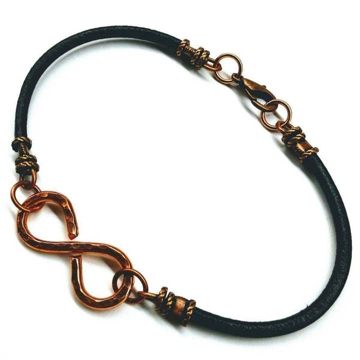 Maskulint robust kobber drejeligt infinity-armbånd for engroshandel hos Alexa Martha Designs