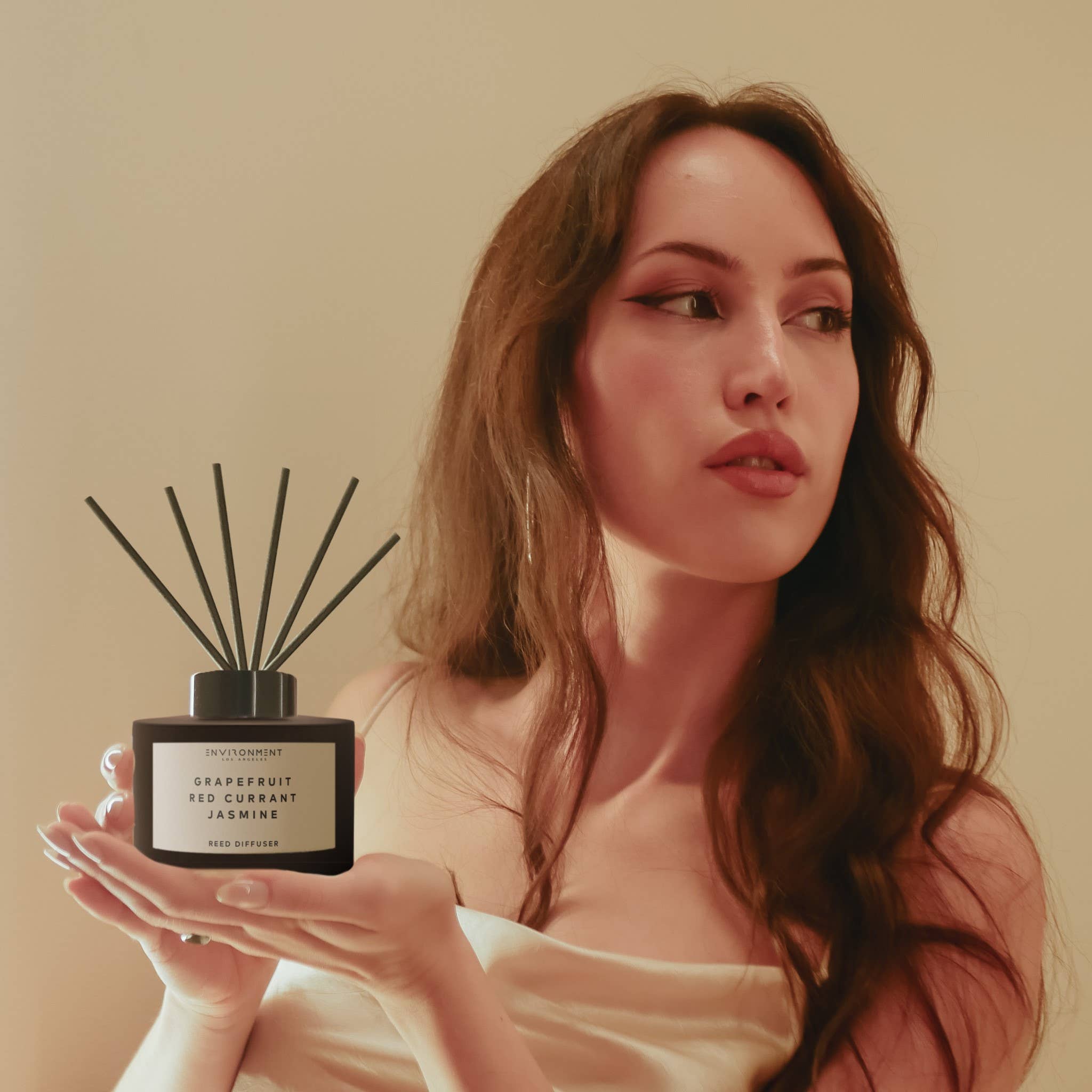 ENVIRONMENT - Wholesale Reed Diffuser - Inspired by Marriott Hotel® Diffuser Grapefruit | Red Curran7
