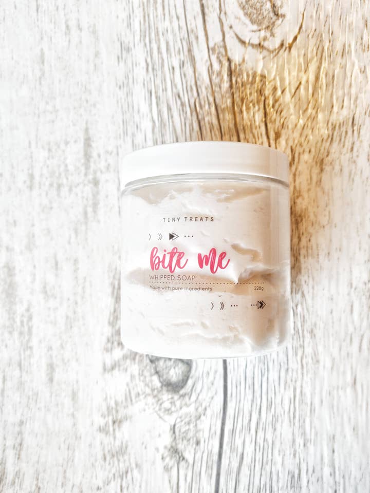 Sapone Montato per la vendita all'ingrosso da parte di Tiny Treats Soap Co