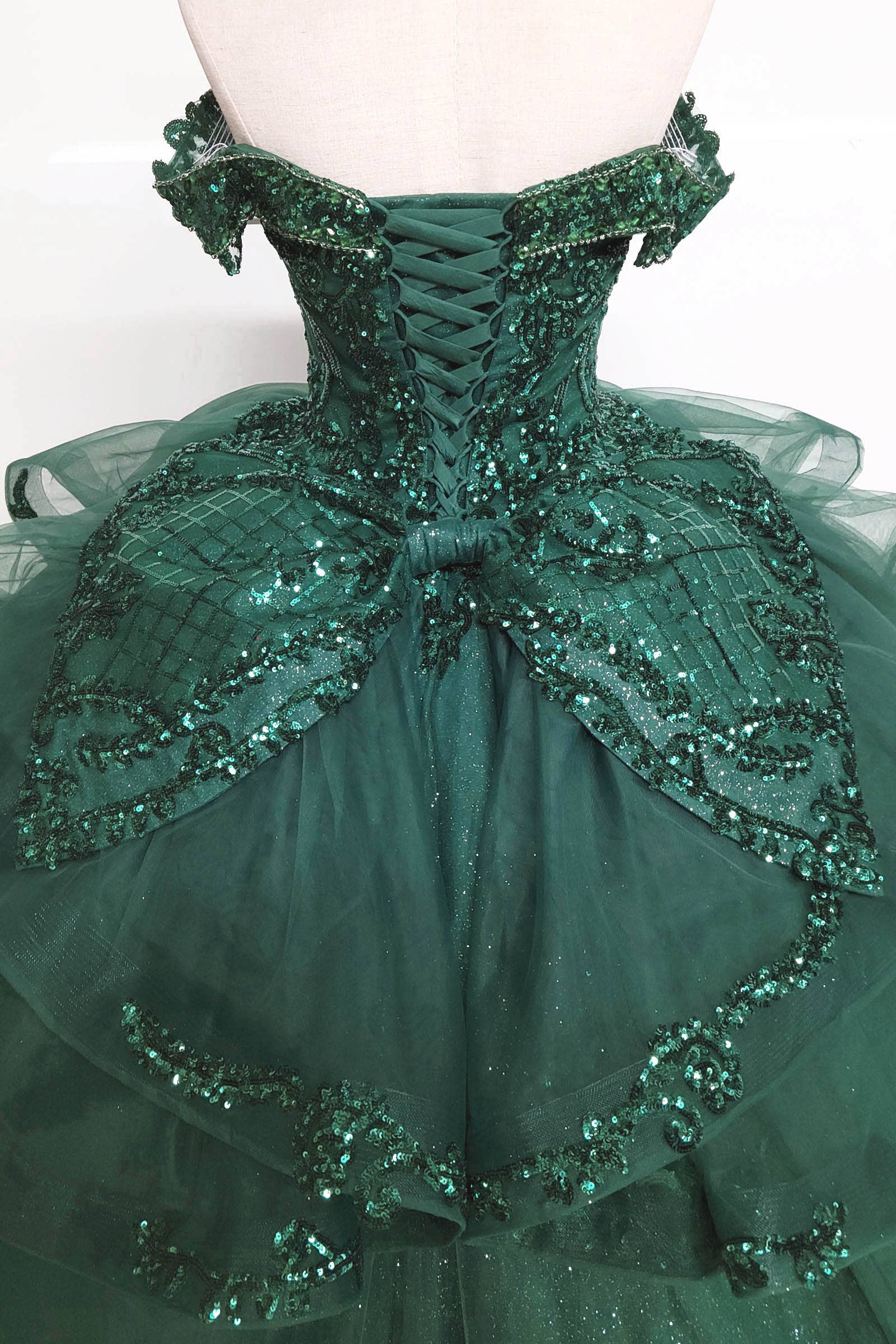 Chicas - Wholesale Dress - Women's - Multilayered Quince Dress With Bow and Sequins CHF306331