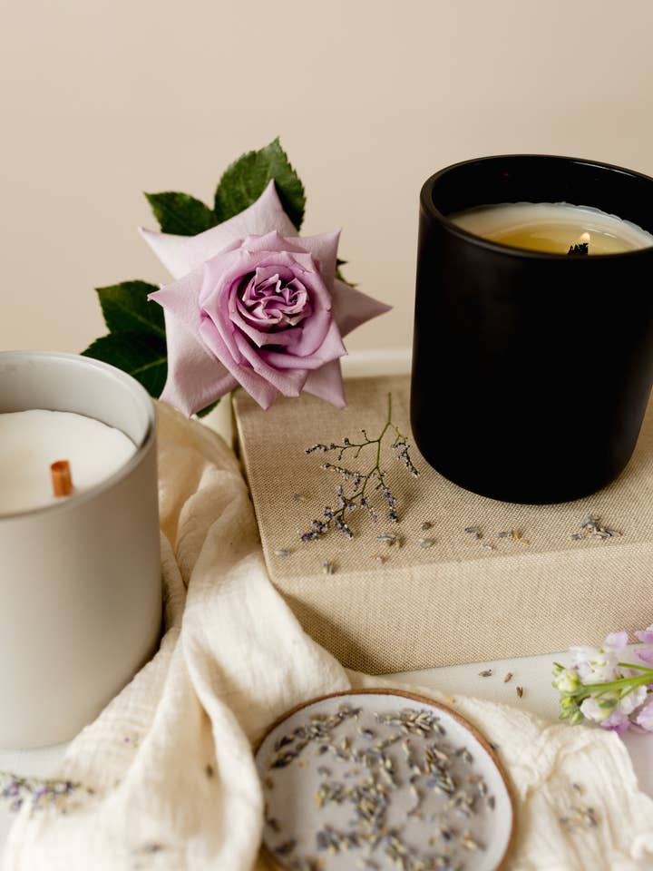 Linge de maison sur la ligne pour la vente par Ember and Beam