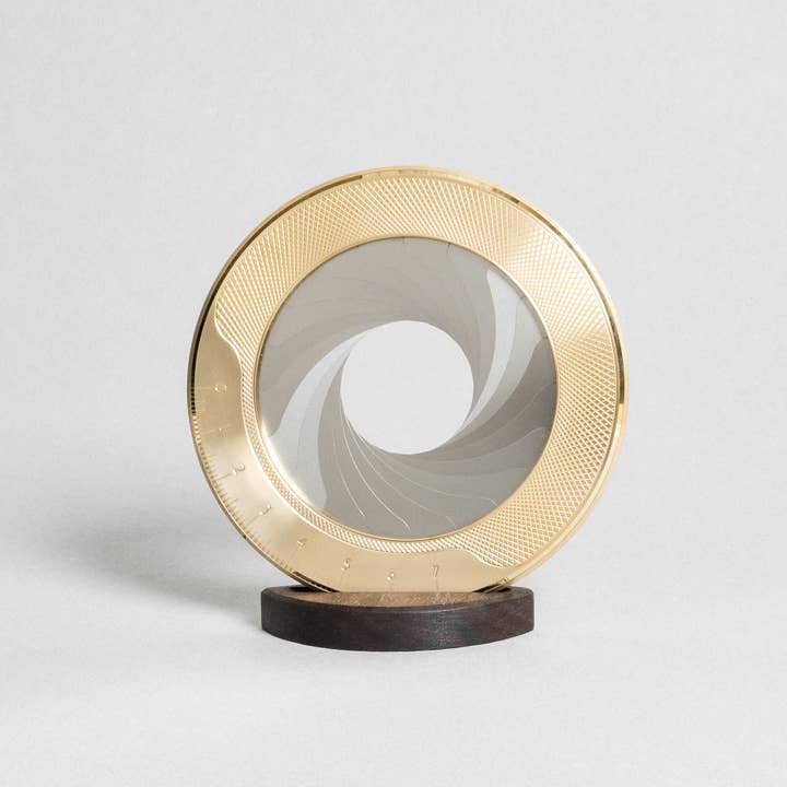 Makers Cabinet - Wholesale Stencil/Craft Die - IRIS - Solid Brass and Steel Aperture Drawing Compass