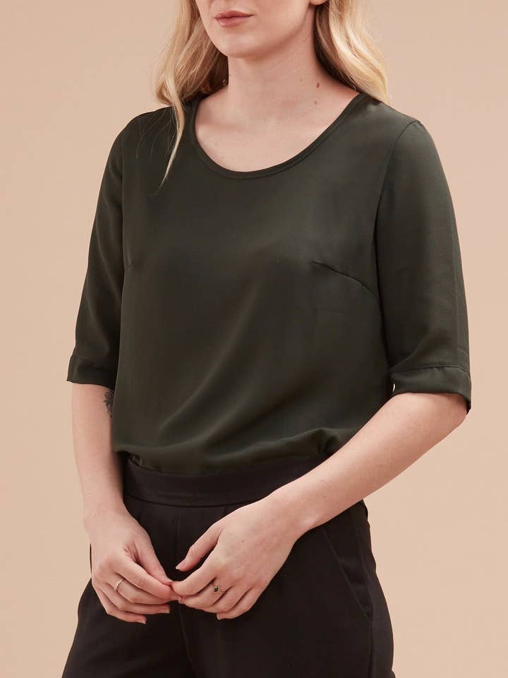 Issue Clothing - Wholesale T-shirt – women's - Our Favourite Work Tee2