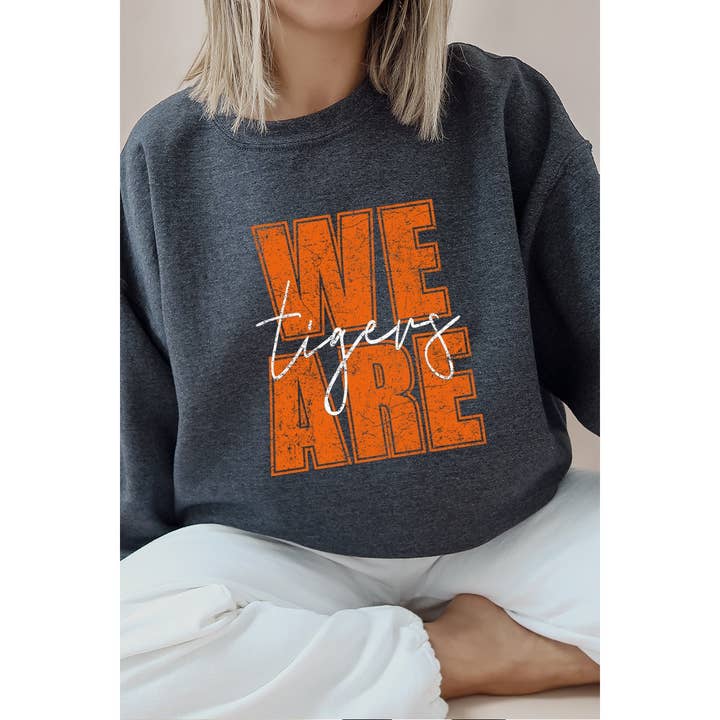 SUDADERAS ESTAMPADAS VINTAGE WE ARE TIGER para venta al por mayor de Illustrated Society