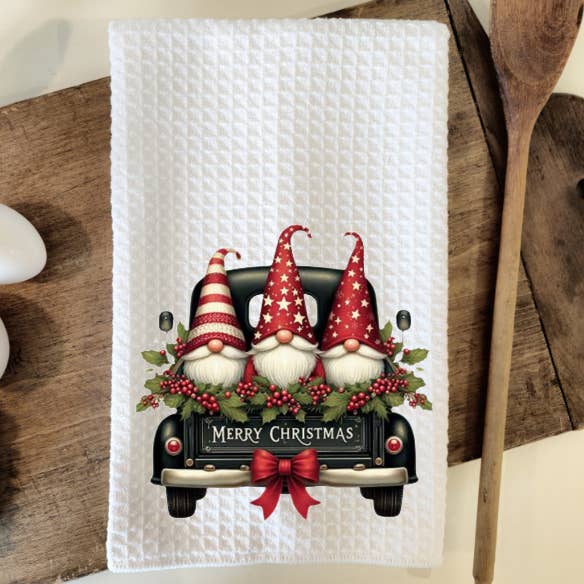 Torchon en nid d'abeille avec camion rouge et gnomes de Noël pour la vente par Prairie Chicken Sticker Shop & Gifts
