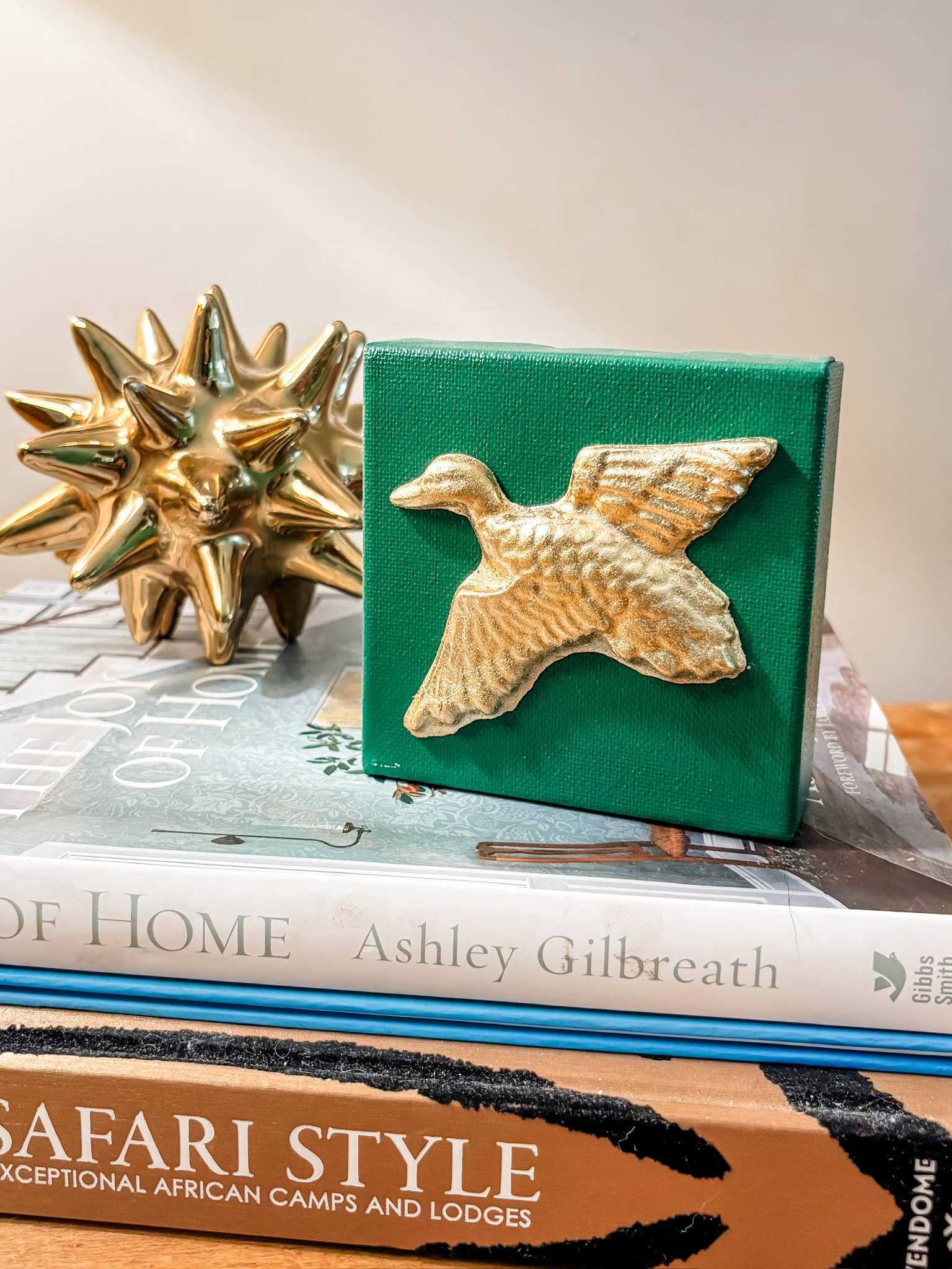 Sidebar Designs - Vente Décorations de table - Toile 4x4 - Intaille de colvert sur vert1