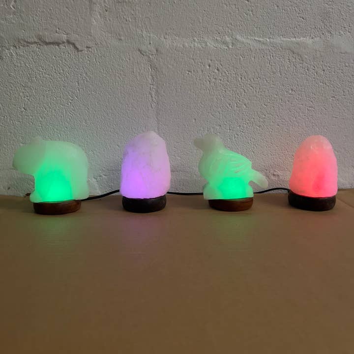 Heaven Spring Ltd โ wholesale Salt lamp โ Samples Sale - White USB LED Salt Lamps Lot of 45