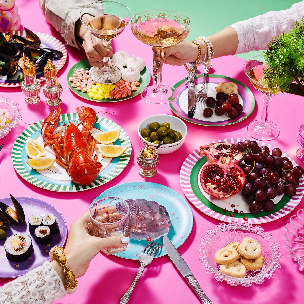 MARINA & MITSUKO - Vente Service à vaisselle - Coffret Cadeau : Mitsuko 2+25