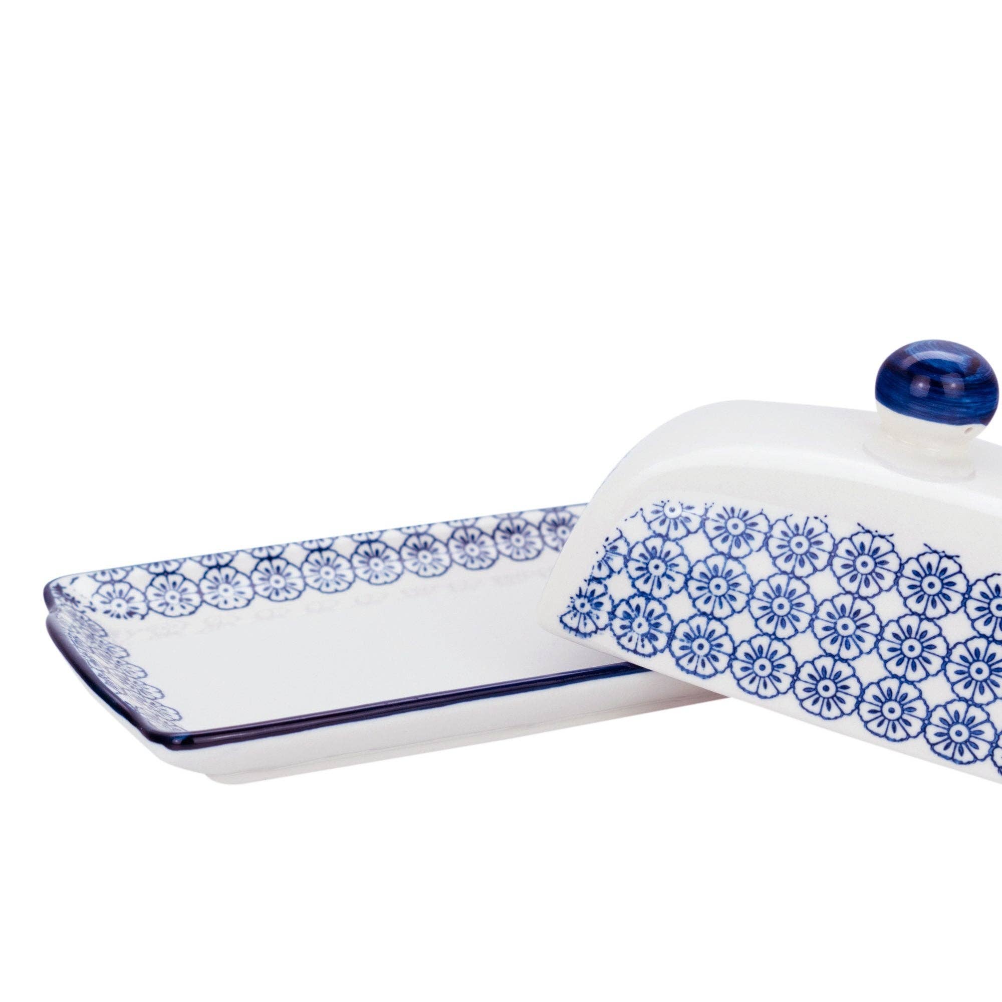 Rinkit Ltd - Venta al por mayor Platos para mantequilla - Mantequera con tapa Nicola Spring de porcelana con diseño de flores azules2