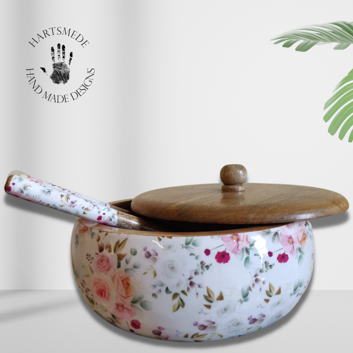 Hartsmede – Engroshandel Serveringsskål – Stor træ serveringsskål sæt med låg & skeer salatskål0