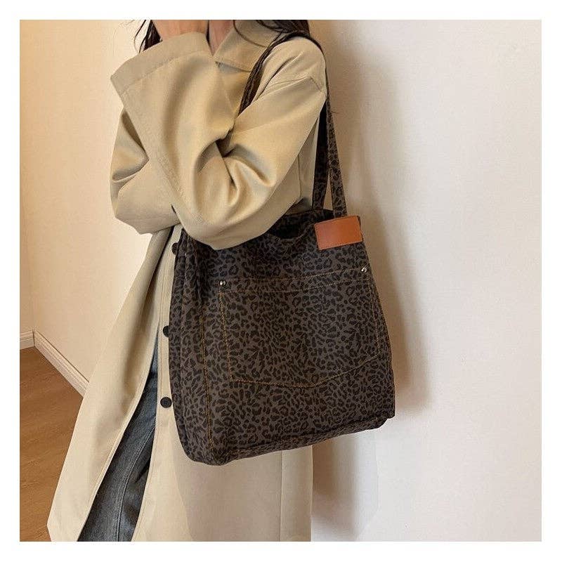 FurDecoration - Wholesale Shoulder Bag - Women's - Leopard Print Canvas Oversized Shoulder Bag4