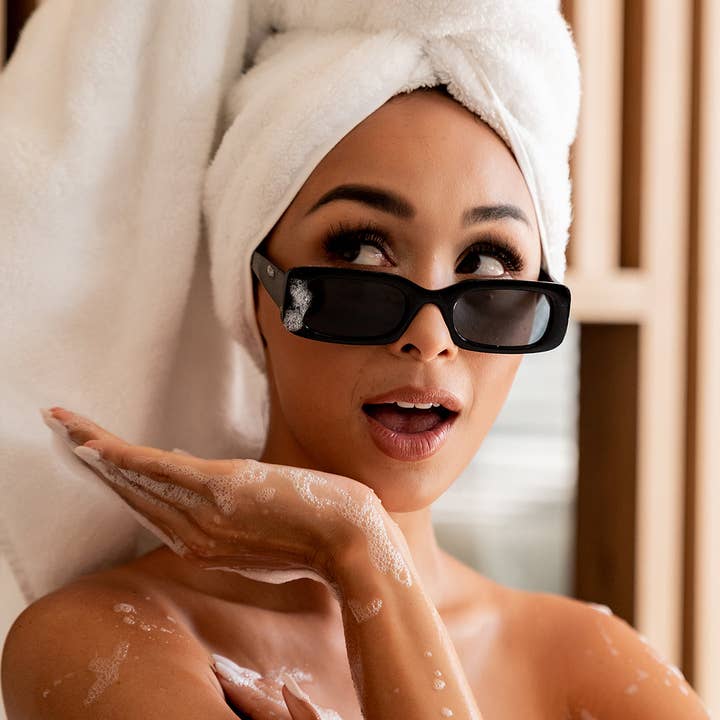 Pro Lash - Wholesale False/Fake Eyelashes - Classic Luxe Wispy No. 156