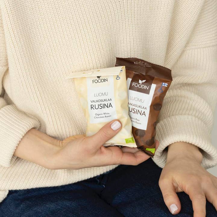 Foodin - Wholesale Chocolate Covered Sweets - White Chocolate Raisin 80g, Organic1