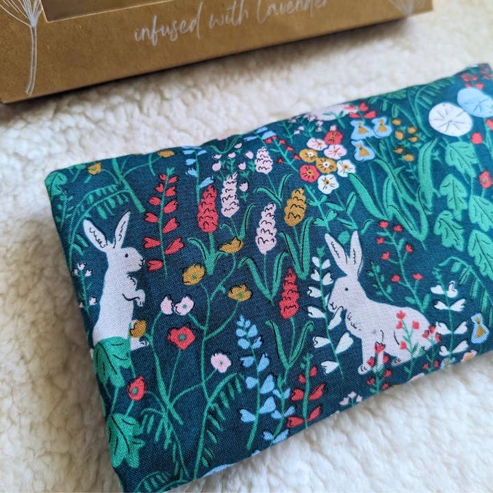 Two Birds Eco Shop - Wholesale Spa/therapy pillow - Weighted Aromatherapy Eye Pillow - Rabbit Grove1