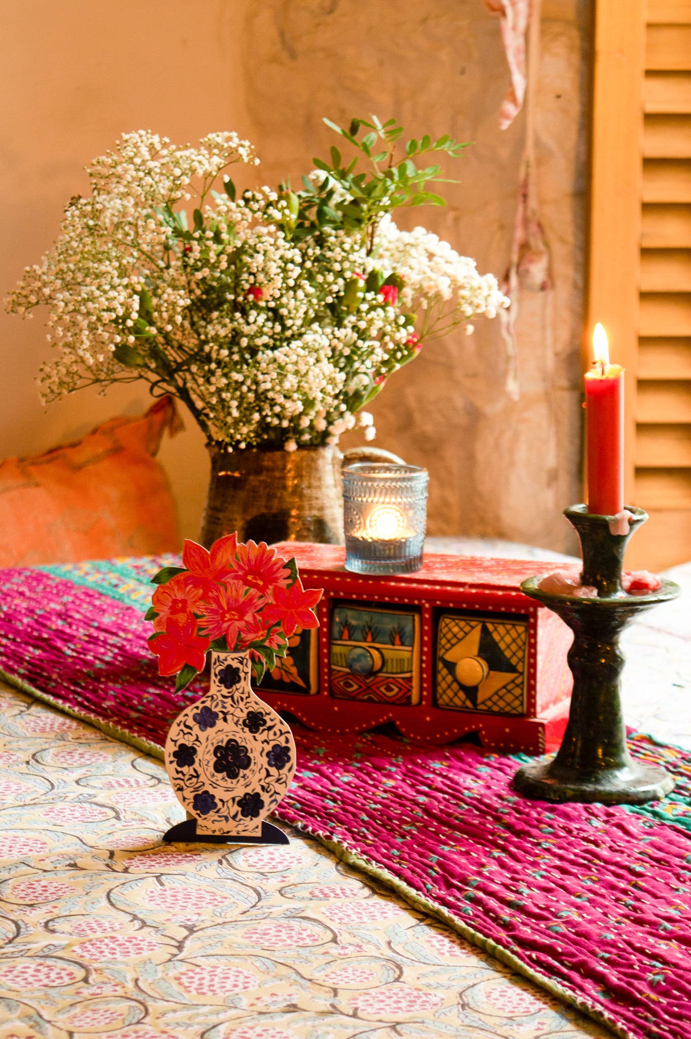 Hutch Cassidy - Wholesale Everyday Greeting Card - 'Magical Pop Up Blue Vase' Greetings Card2