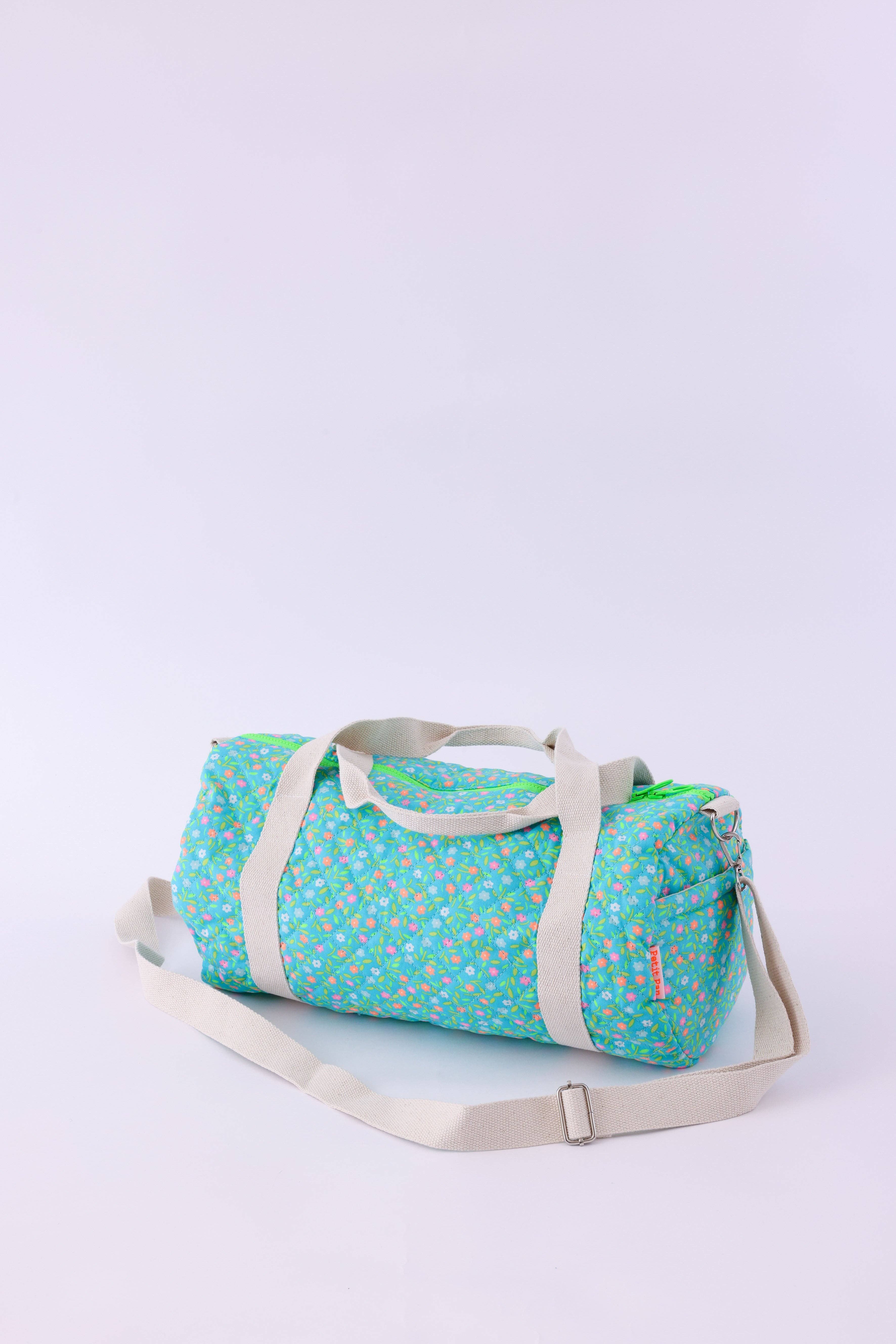 Petit Pan – wholesale Weekender bag – women's – Peace and love azure duffle bag3